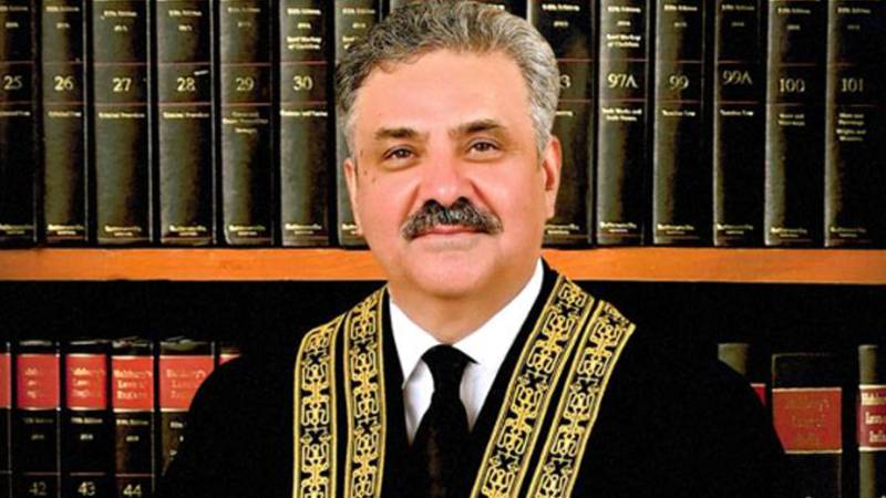 شوہر حق مہر میں لکھی چیزیں اہلیہ کو ادا کرنے کا پابند ہے: چیف جسٹس پاکستان