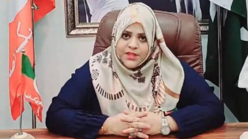 پی ٹی آئی رہنماؤں و کارکنان کے گھروں پر چھاپے مار کر بزرگوں اور خواتین کو ہراساں کیا جارہا ہے: فوزیہ صدیقی