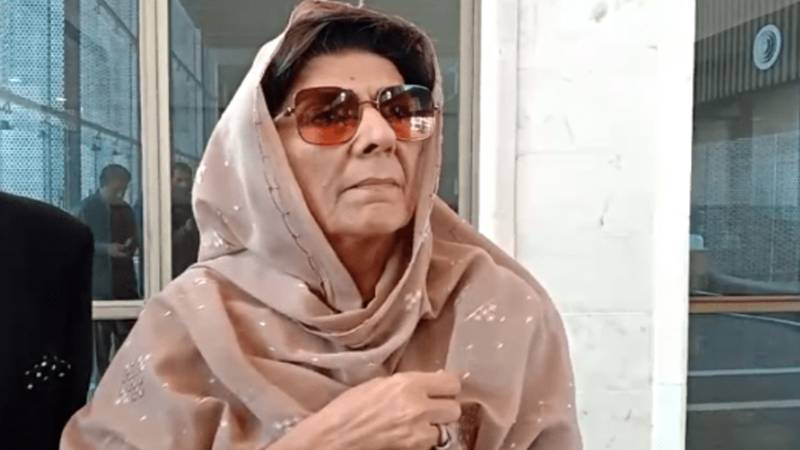 ہمیں عمران خان کی ٹریٹمنٹ نہیں، رہائی چاہیے: علیمہ خان