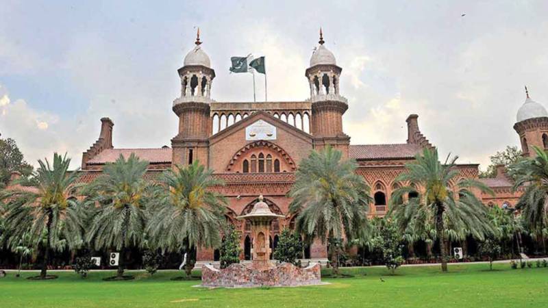 بسنت کے موقع پر عدالتیں کھلی رہیں گی، وکلاء اور لاء افسران پریشان