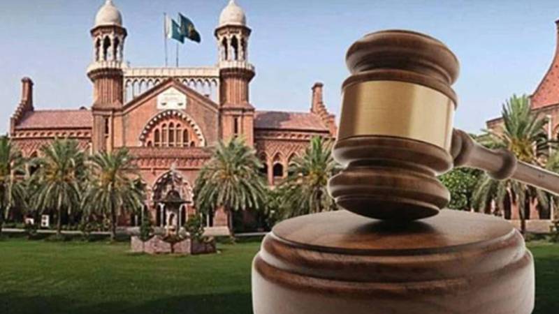 لاہور ہائیکورٹ نے دو افراد کی بازیابی کیس میں پولیس کو ایف آئی آر درج کرنے کی ہدایت کر دی