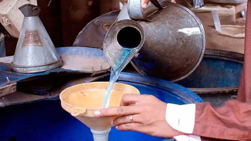 مٹی کے تیل کی قیمت میں اضافہ، اوگرا کا نوٹیفکیشن جاری