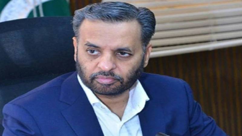 مصطفیٰ کمال نے عمران خان کی آنکھ کے معاملے پر جواب دینے سے انکار کردیا