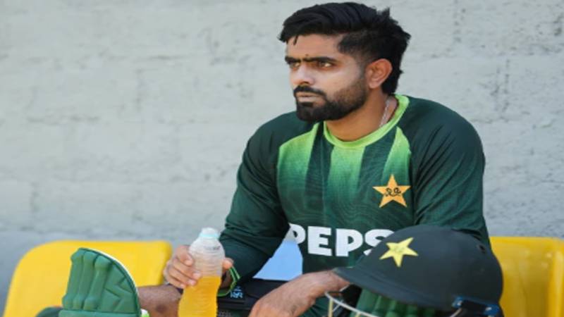 جنوبی افریقی اسٹار نے بابراعظم کی بیٹنگ آرڈر میں تنزلی کا فیصلہ درست قرار دے دیا