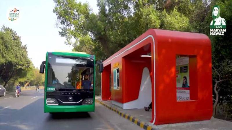 محکمہ بلدیات نے گرین بسوں کے اسٹاپ شیلٹرز کی تعمیر کے لیے اربوں روپے کی درخواست جمع کرائی