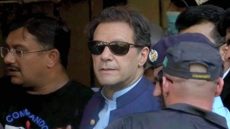 عمران خان کو سخت حفاظتی انتظامات کے تحت پمز منتقل، بینائی کے علاج کی دوسری خوراک دی گئی