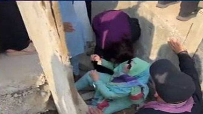 راولپنڈی میں بانی پی ٹی آئی کی بہن نورین نیازی حادثے کا شکار، گر کر زخمی