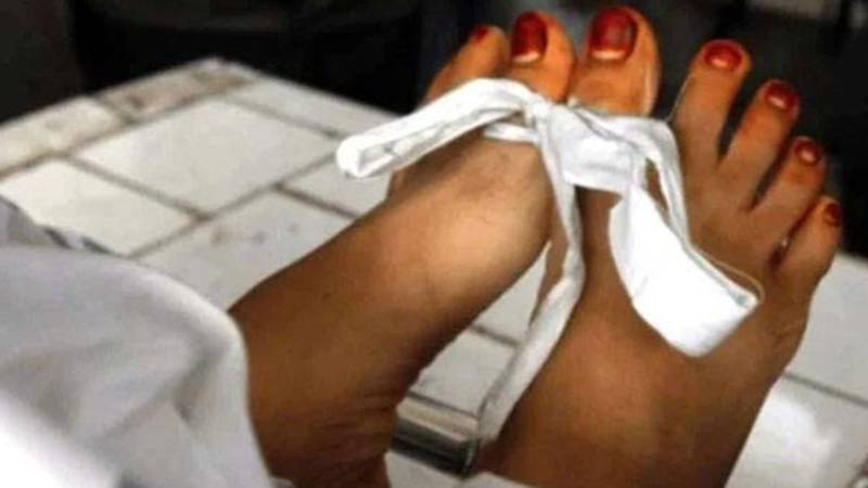 لاہور: گھریلو تنازع پر شوہر نے بیوی کو قتل کر دیا
