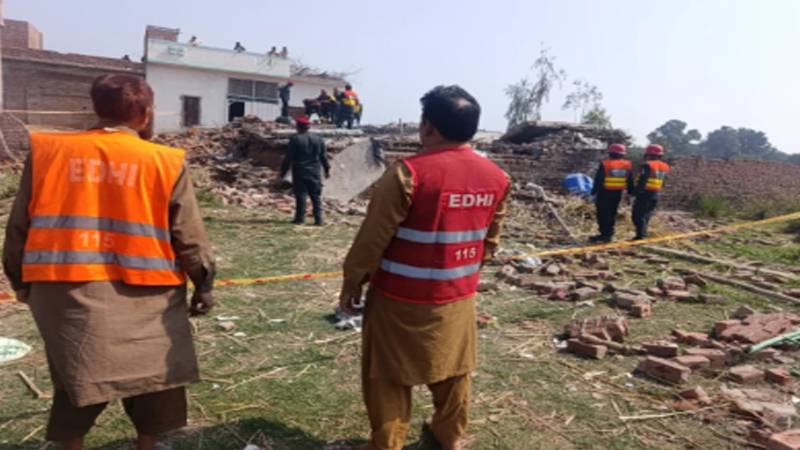شرقپور: آتشبازی کے دھماکے سے دو گھر تباہ، ایک شخص جاں بحق اور چار زخمی