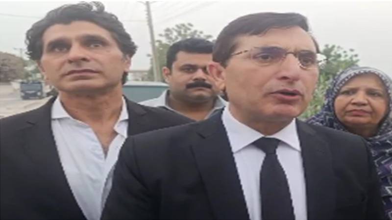 پی ٹی آئی رہنماؤں نے گزشتہ ایک سال میں 17 مرتبہ ہائی کورٹ اور 14 مرتبہ سپریم کورٹ کا دورہ کیا: بیرسٹر گوہر