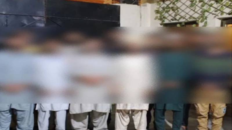 شاد باغ: چوری کے شبہے میں تشدد کرنے والے 12 ملزمان گرفتار، پولیس کی بروقت کارروائی