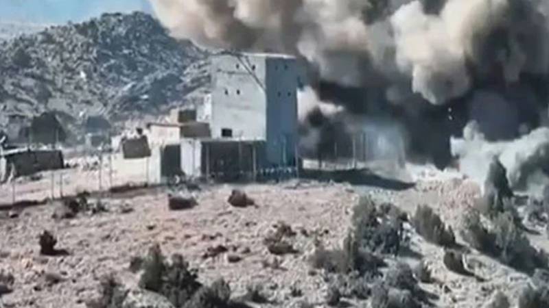 آپریشن ’غضب للحق‘: پاک فضائیہ کی قندھار میں افغان فوجی ہیڈکوارٹرز پر تباہ کن کارروائی