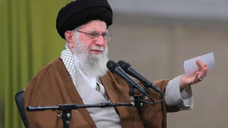  بیٹی، داماد اور نواسی کے علاوہ ایرانی وزیر دفاع عزیز ناصر زادہ اور فوج کے چیف آف سٹاف عبدالرحیم موسوی بھی شہید ہو گئے