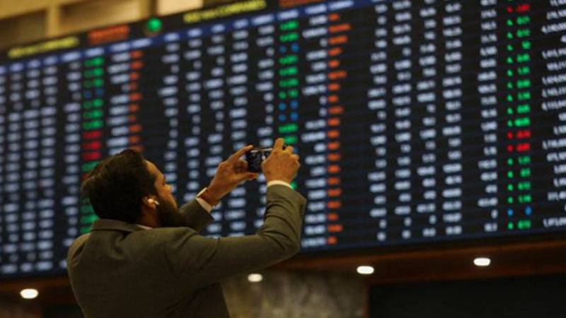 پاکستان اسٹاک ایکسچینج میں مندی، 100 انڈیکس میں بڑی کمی