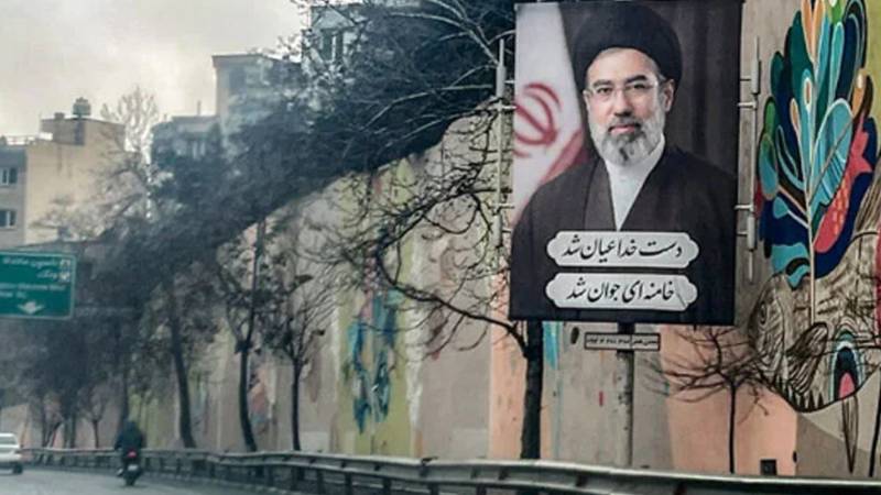 مجتبیٰ خامنہ ای اب تک منظر عام پر کیوں نہیں آئے؟ وجہ سامنے آ گئی