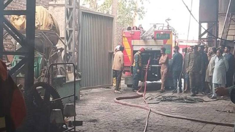 گجومتہ: ٹیکسائل مزدور آئل پیٹی میں جاں بحق، گھر میں آگ سے 5 زخمی