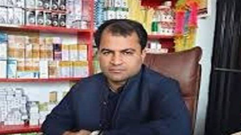 حکیم شہزاد پر خاتون کو ہراساں کرنے اور بلیک میل کرنے کا الزام، ایف آئی آر درج
