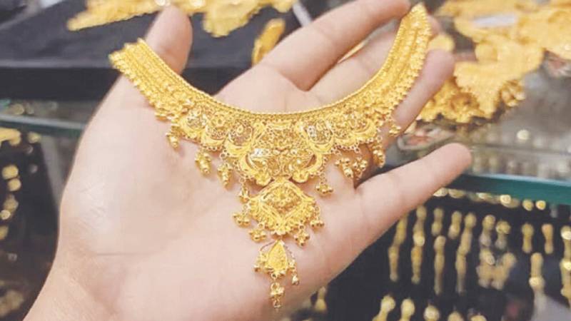 پاکستان میں سونے کی قیمتوں میں مسلسل کمی، فی تولہ سونا 4 لاکھ 91 ہزار روپے پر آ گیا