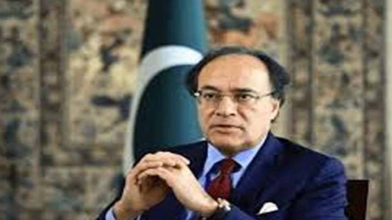 پٹرول، ڈیزل اور ایل پی جی کی مسلسل فراہمی یقینی، حکومت نے 69 ارب روپے کا بوجھ اٹھایا:وفاقی وزیر خزانہ محمد اورنگزیب 