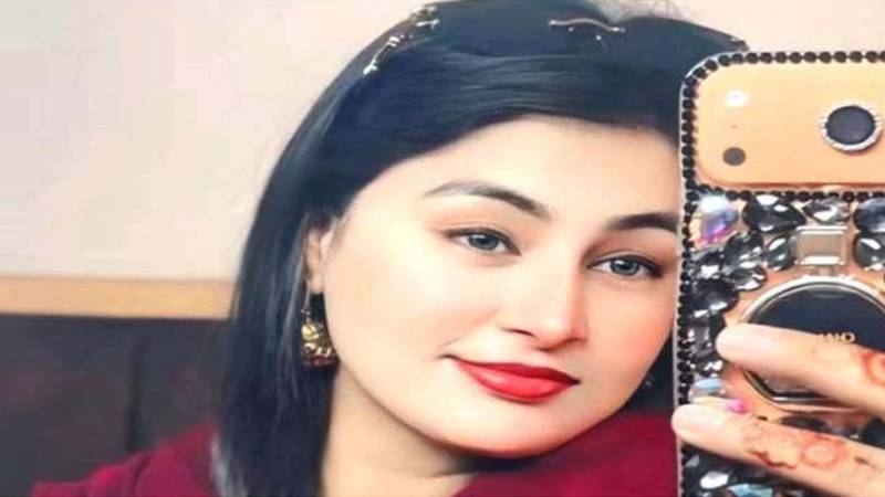 اسلام آباد: ٹک ٹاکر ثنا جاوید شوہر کی فائرنگ سے قتل، شوہر نے خودکشی کر لی