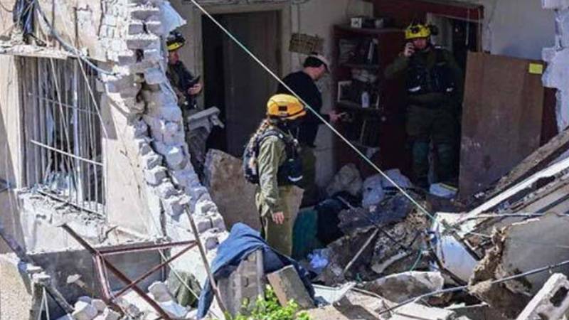 ایران نے اسرائیل پر مزید میزائل داغے، وسطی اسرائیل میں 15 زخمی