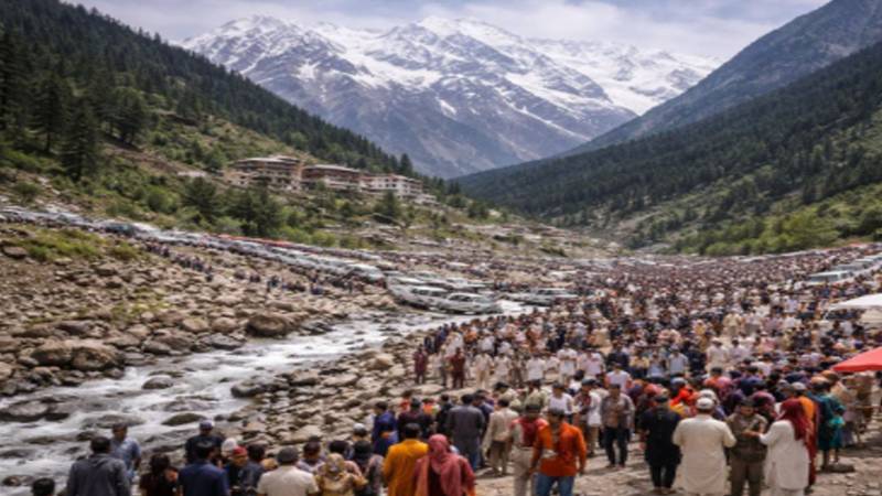 عید پر خیبر پختونخوا کے سیاحتی مقامات توجہ مرکز بنے رہے، کتنے سیاحوں نے صوبے کا رخ کیا؟