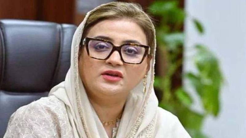قاسم خان کی اپنے والد سے آدھا گھنٹہ فون پر بات کرائی گئی:صوبائی وزیر اطلاعات و نشریات عظمیٰ بخاری 