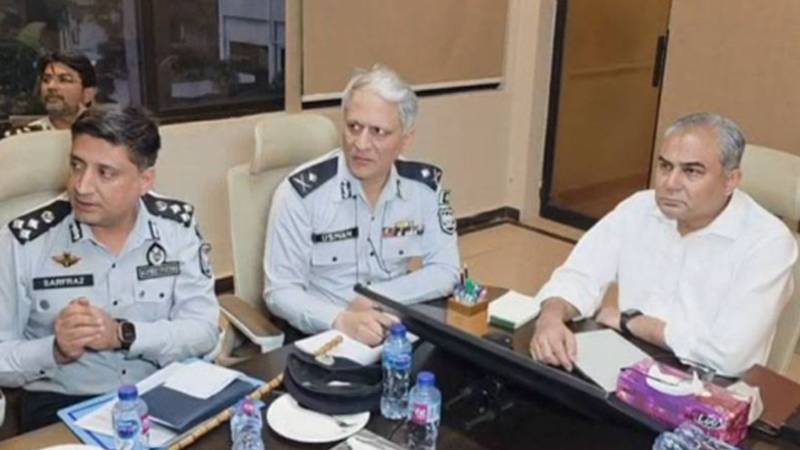وفاقی وزیر داخلہ محسن نقوی کا ایف آئی اے کو کرپشن کیخلاف کریک ڈاؤن کا حکم