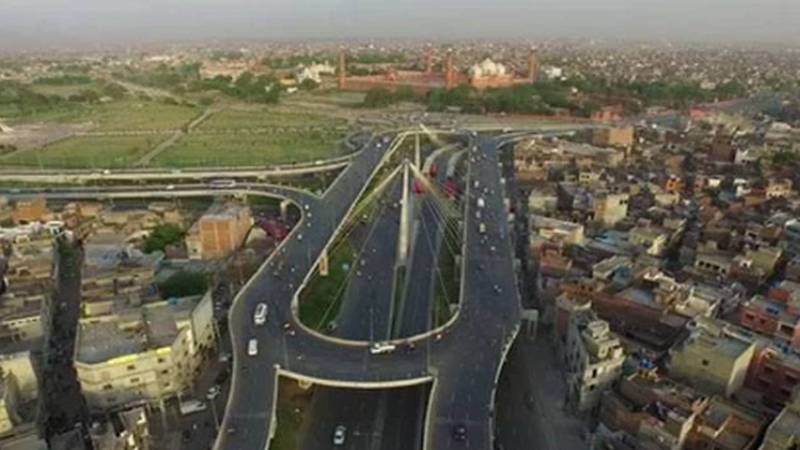 لاہور ڈویلپمنٹ پروگرام: ڈی سی لاہور نے منصوبوں میں معیار اور شفافیت یقینی بنانے کی ہدایت دے دی:ڈی سی