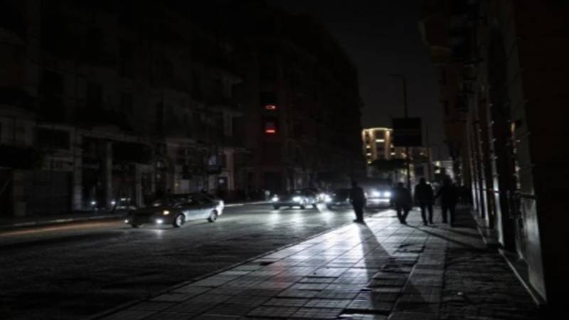 مصر میں توانائی بحران شدید، حکومت نے اسٹورز بند کرنے اور بجلی بچانے کی ہدایات جاری کر دیں