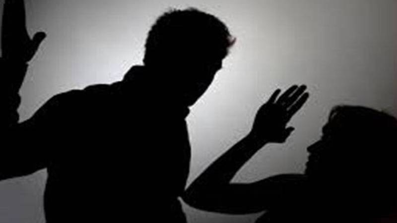 لاہور: شادباغ میں نشے میں شوہر کی مبینہ تشدد، خاتون کی فوری گرفتاری کا مطالبہ