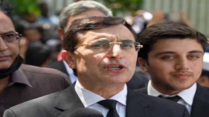 پی ٹی آئی چیئرمین گوہر علی خان کا واٹس ایپ نمبر ہیک، ہیکرز رقم کی درخواستیں کر رہے ہیں