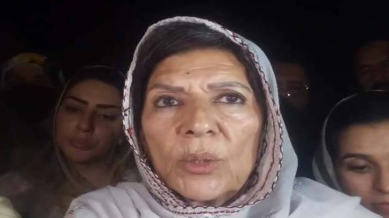 اگلے ہفتے 10 ہزار پی ٹی آئی عہدیداروں کو اڈیالہ جیل پہنچنے کی کال ؛ علیمہ خان کا اعلان