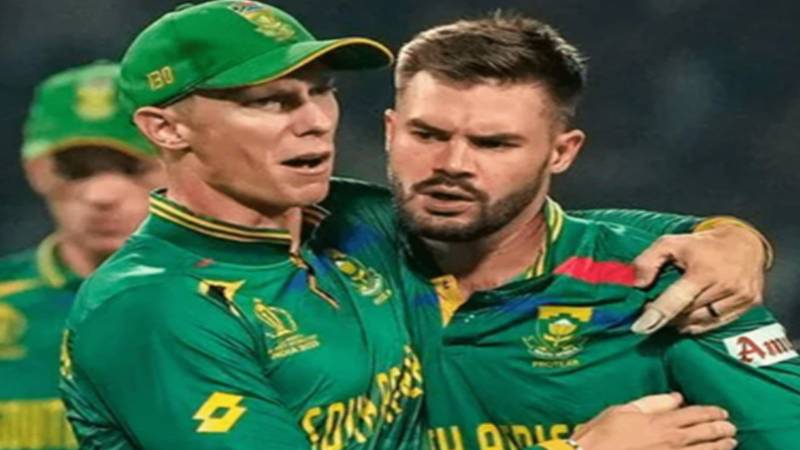 جنوبی افریقہ کے اسٹار بلے باز ریسی وین ڈر ڈوسن نے انٹرنیشنل کرکٹ سے ریٹائرمنٹ کا اعلان