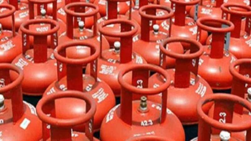 کراچی: ایل پی جی کی قیمت 500 روپے فی کلو پہنچ گئی، صارفین میں تشویش