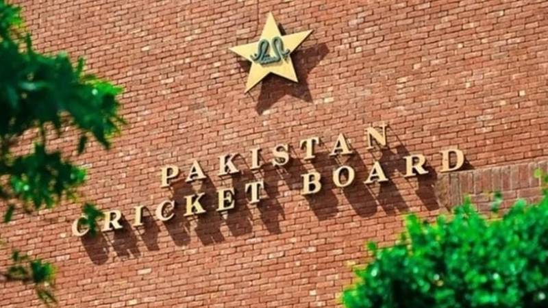 پی سی بی نے قومی کرکٹرز کو غیر ملکی لیگز میں حصہ لینے کی اجازت دے دی