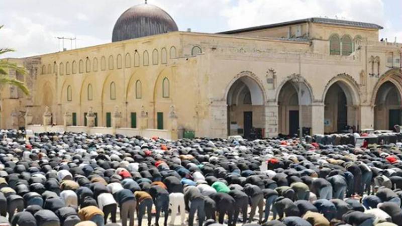 مقبوضہ بیت المقدس: مسجد اقصیٰ نمازیوں کے لیے دوبارہ کھول دی گئی، محدود رسائی برقرار
