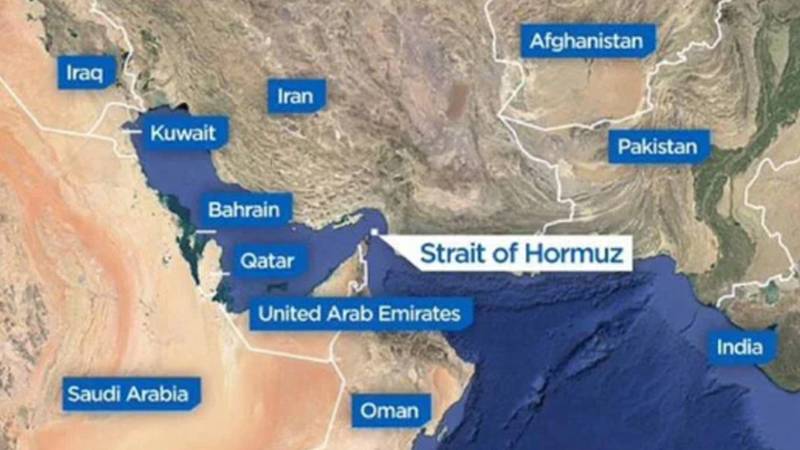 کیا بین الاقوامی قوانین کے تحت آبنائے ہرمز میں امریکی ناکہ بندی قانونی ہے؟ 
