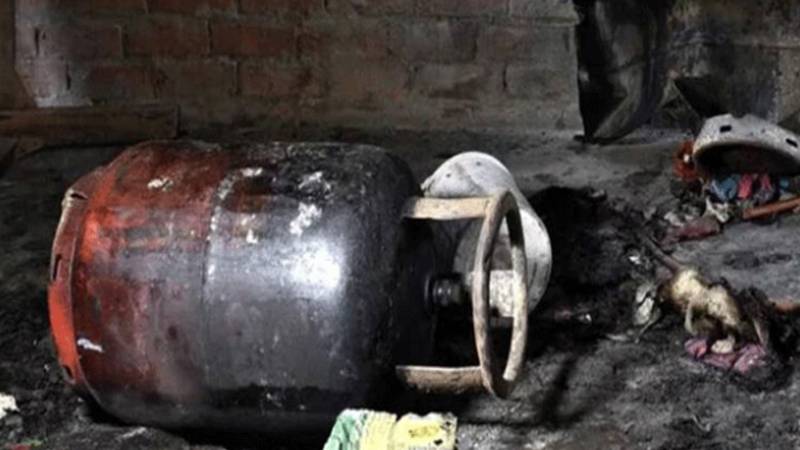 بھارت کے بہار میں گیس سلنڈر دھماکے سے 3 افراد جاں بحق، تین ماہ کے بچے سمیت کئی زخمی 
