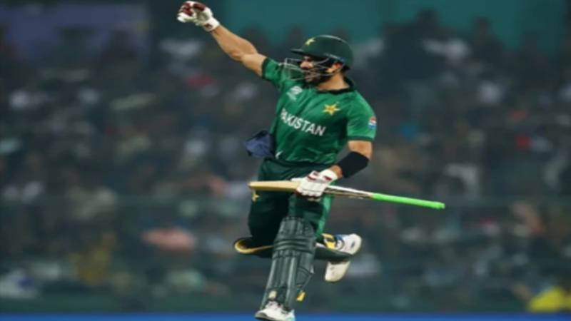 پہلے دباؤ میں رہتا تھا، اب کرکٹ کو انجوائے کرتا ہوں، صاحبزادہ فرحان
