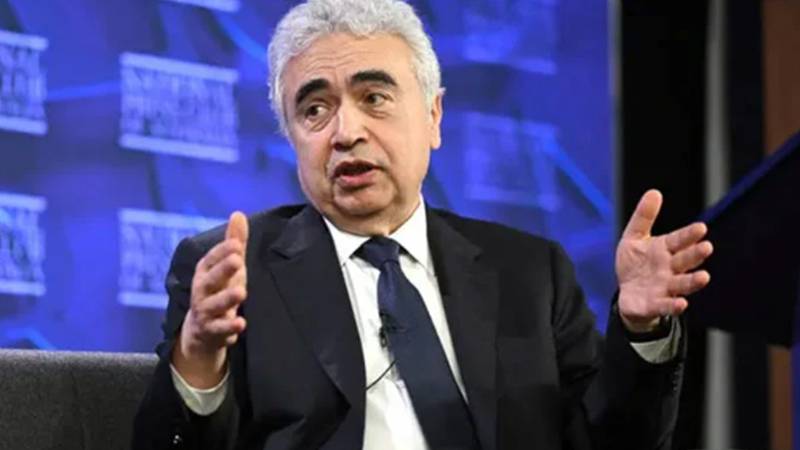 آبنائے ہرمز بندش کا خدشہ، عالمی توانائی قیمتوں میں اضافے کا امکان: آئی ای اے