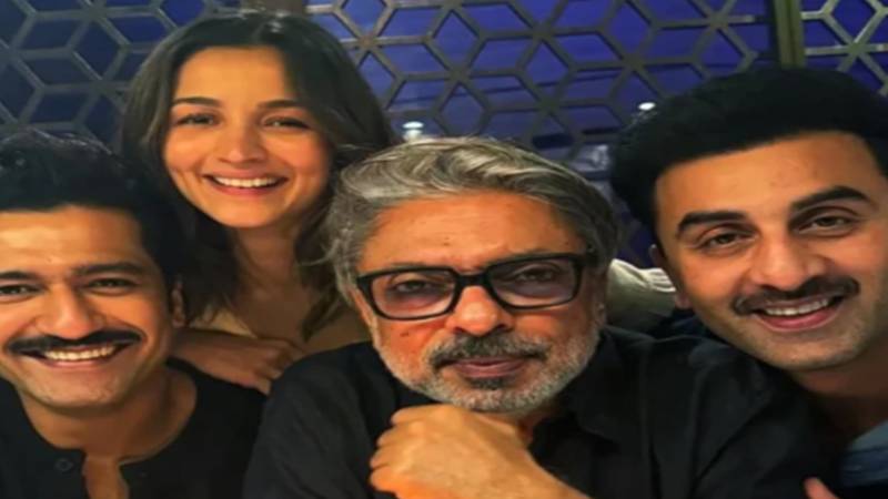 رنبیر، عالیہ اور وکی کوشل کی فلم ’لو اینڈ وار‘ کی ریلیز تاریخ کا اعلان