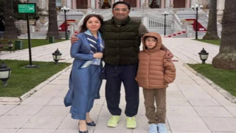 شرمیلا فاروقی کراچی کو پیرس قرار دینے کے بعد ترکی میں چھٹیاں منانے پر سوشل میڈیا پر تنقید کا نشانہ بن گئیں 