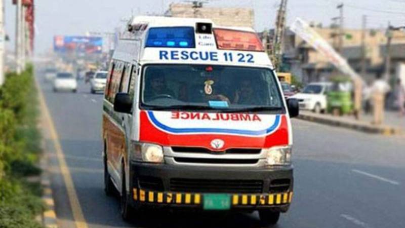 لاہور: جیل روڈ پر تیز رفتار گاڑی کی ٹکر سے بچی ہلاک 