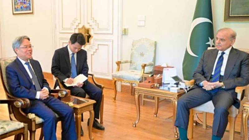 وزیرِ اعظم شہباز شریف اور چینی سفیر کی ملاقات، آہنی دوستی کے فروغ کے عزم کا اعادہ