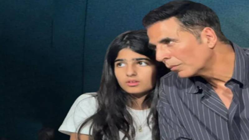 اکشے کمار کی بیٹی کے ساتھ آن لائن ہراسانی، ملزم کو پولیس نے گرفتار کیا 