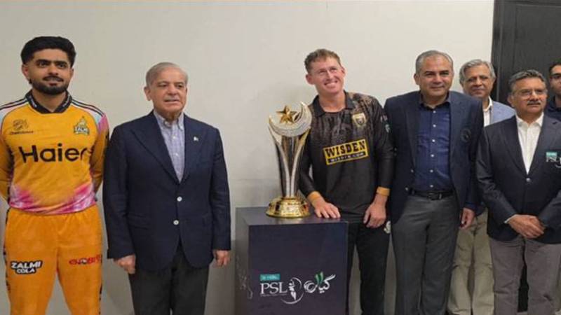 وزیراعظم شہباز شریف پاکستان سپر لیگ (پی ایس ایل) فائنل دیکھنے قذافی اسٹیڈیم پہنچ گئے