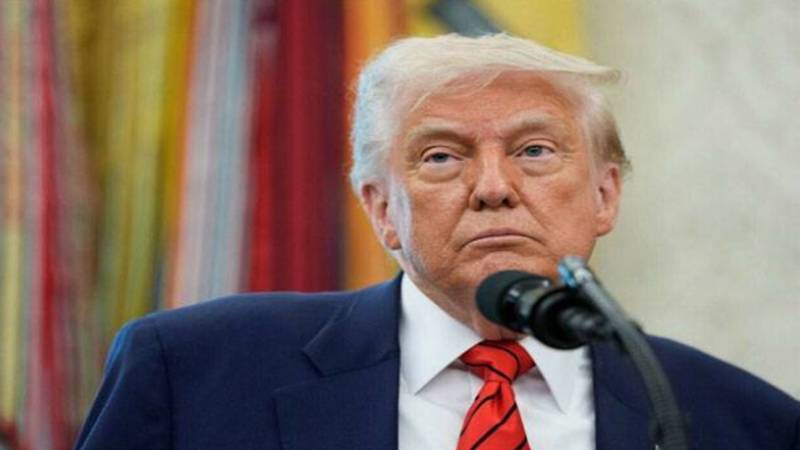 صدر ڈونلڈ ٹرمپ نے 7 چھوٹی ایرانی کشتیوں کو تباہ کرنے کا دعویٰ کردیا