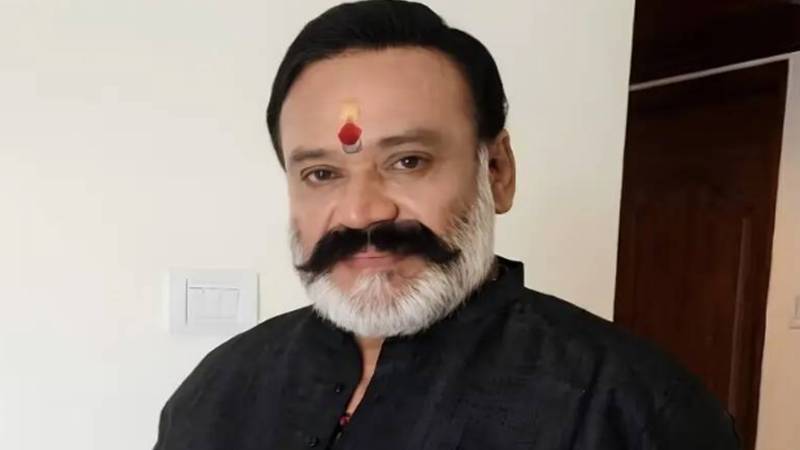 ملیالم سینما کے سینئر اداکار سنتوش کے نائر ٹریفک حادثے میں انتقال کر گئے