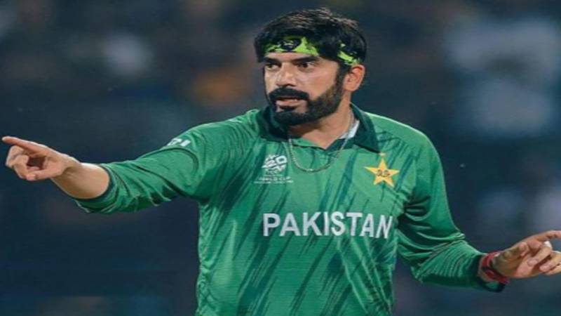 عثمان طارق کا واروکشائر کاؤنٹی کے ساتھ ٹی ٹوئنٹی بلاسٹ معاہدہ 